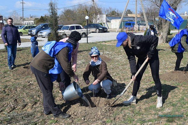 Чернобыльцы Раздольненского района приняли участие в мероприятиях в честь 5 летия"Крымской весны"