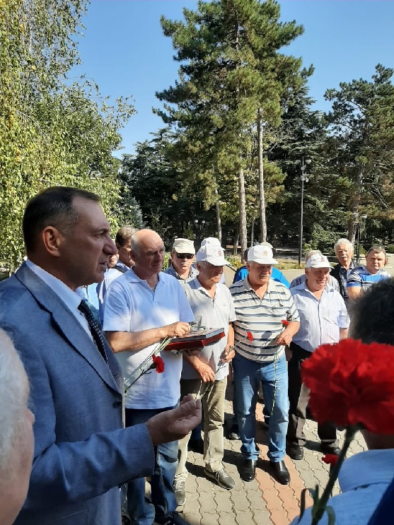 Чернобыльцы Свердловской области посетили Мемориал «Жертвам Чернобыля».