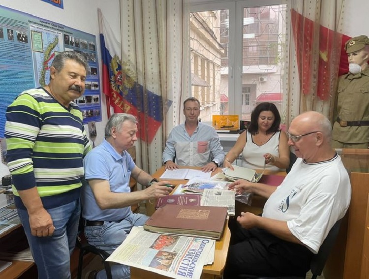 Очередная встреча чернобыльцев Севастополя с Геннадием Пропорциональным.