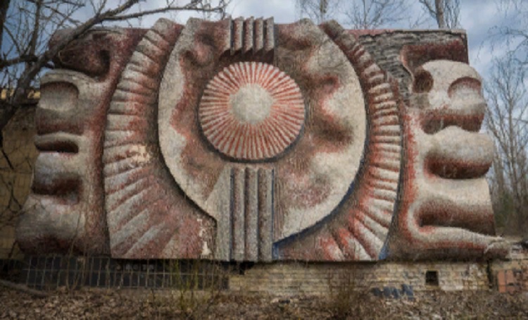 Самые монументальные строения Чернобыля и Припяти.