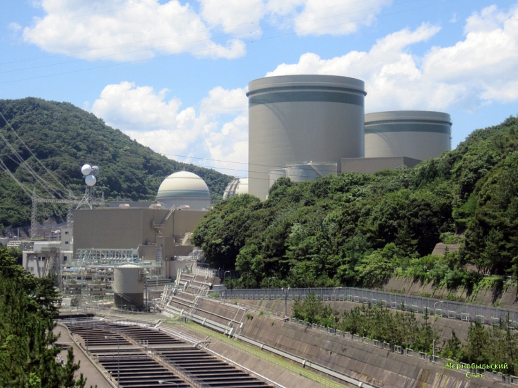 Автоматика отключила один из блоков японской АЭС "Такахама"