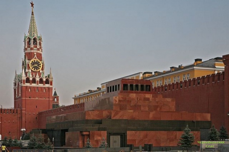 МК: житель Москвы пытался украсть Ленина из Мавзолея