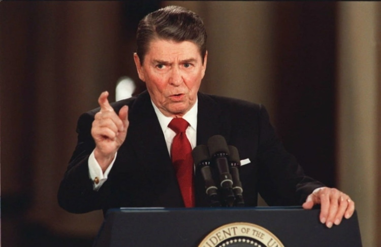 11 ������� 1984 ���� � ��������� ��� ������� ������, �������� �������� ����� �����-������������, ������ �� ��� ������