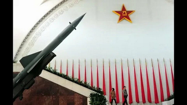 15 ������ 1955 ���� ��������� ����������� ������� ������� � �������� ������������ �������� ��������