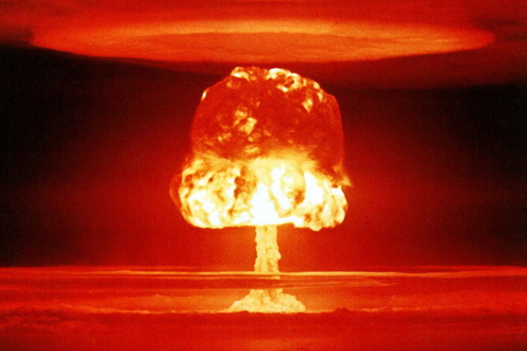 21 ������ 2000 ���� ������� ������ �������������� ������� � ������ ����������� ������� ���������.