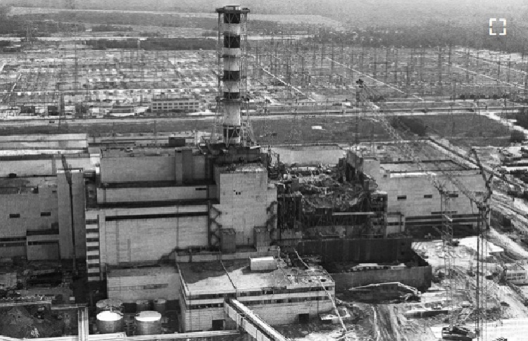 6 мая 1986 года в СССР официально объявлено об аварии на Чернобыльской АЭС. 6 мая 1986 года в СССР официально объявлено об аварии на Чернобыльской АЭС.